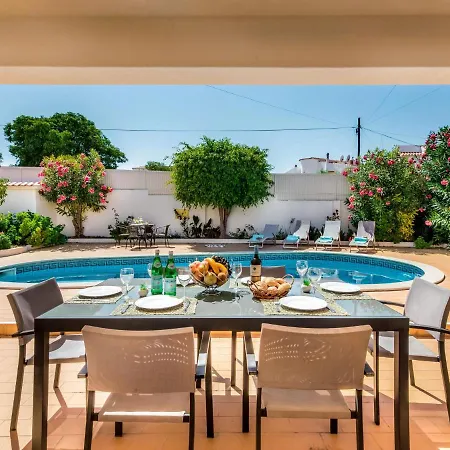 Villa Gale فيلة البوفيرا